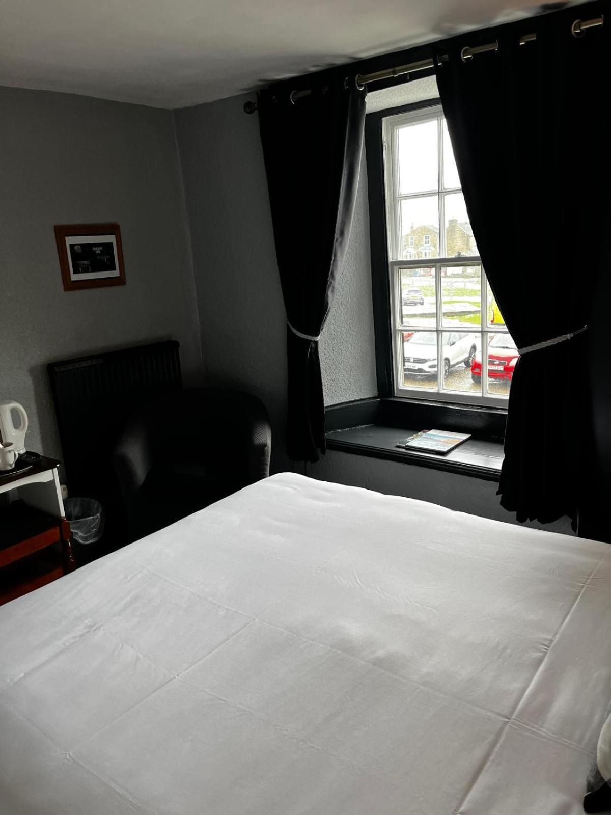 Black Bull Hotel Рит Экстерьер фото