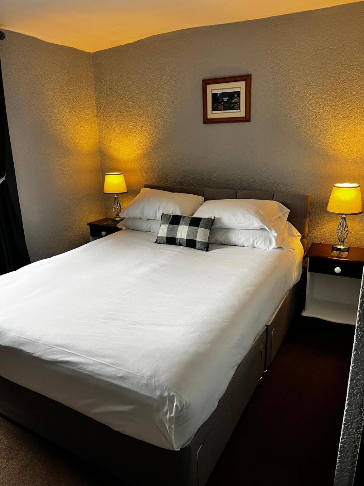 Black Bull Hotel Рит Экстерьер фото